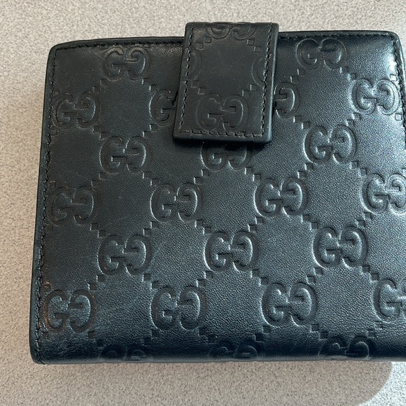 Black Gucci wallet - Picture 2 of 4
